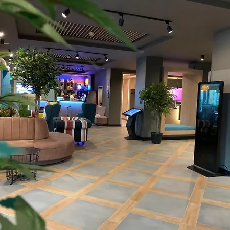 Urban 3* بلوفديف