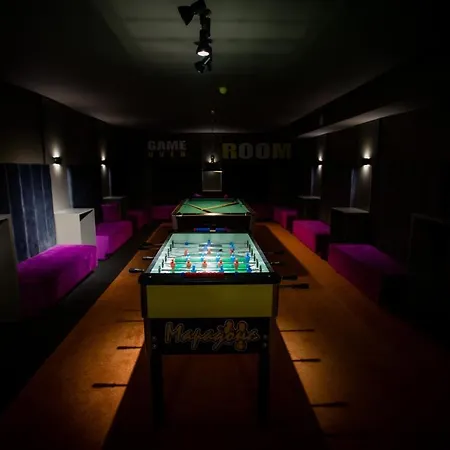 Urban 3*