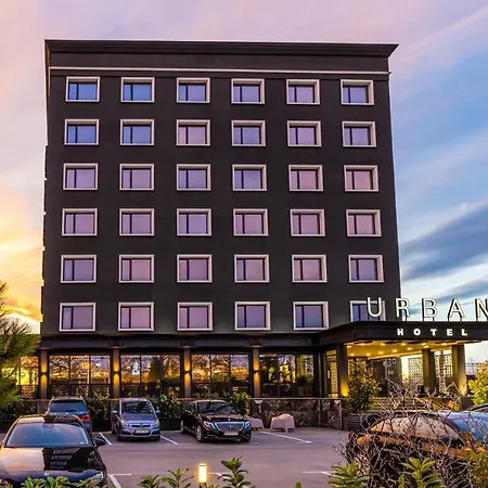 Urban Hotell