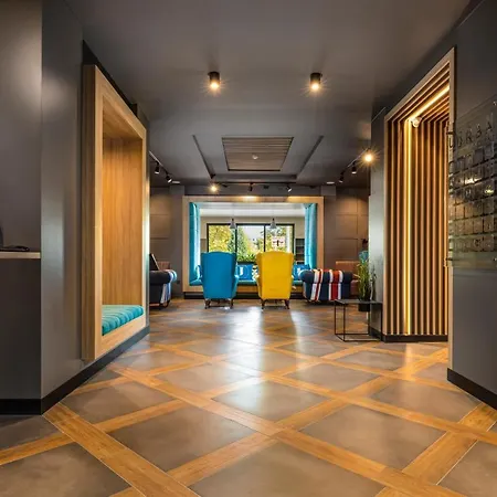 Urban بلوفديف