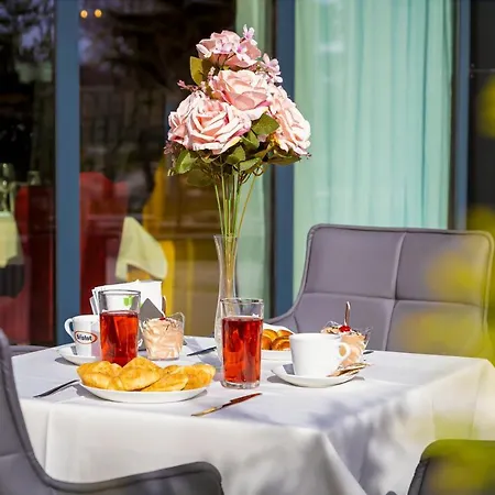 فندق Urban بلوفديف