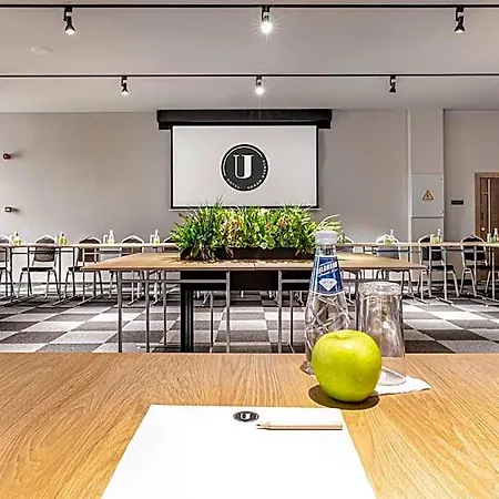 Urban 3*